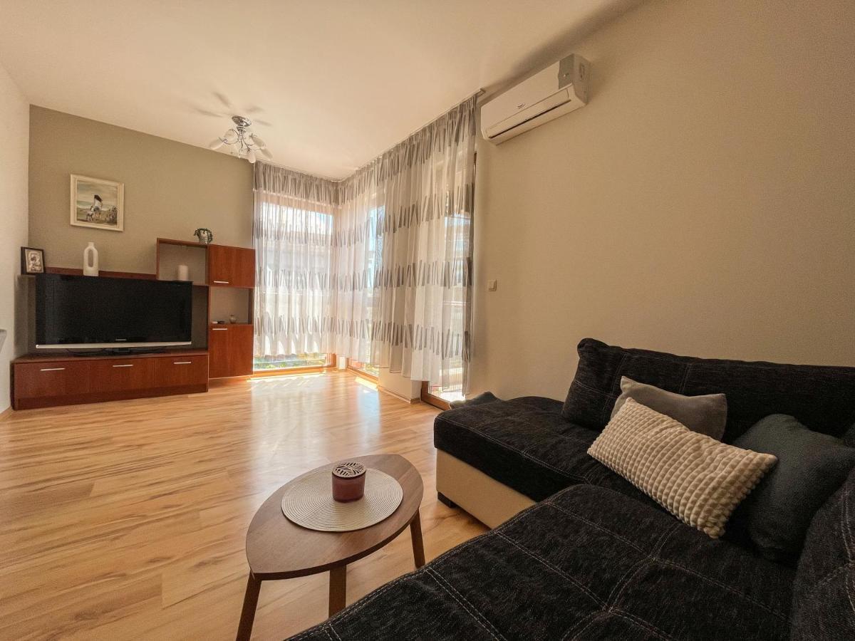 Summer Host Apartment Onegin Szozopol Kültér fotó